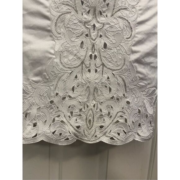 White House Black Market White Strapless Dress with Beaded Lace Bodice. Size 8. - Picture 7 of 10